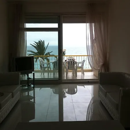 Duplex On Promenade Des 177 尼斯
