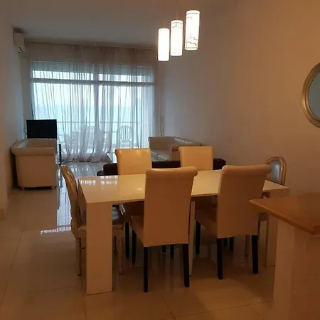 Duplex On Promenade Des 177 尼斯